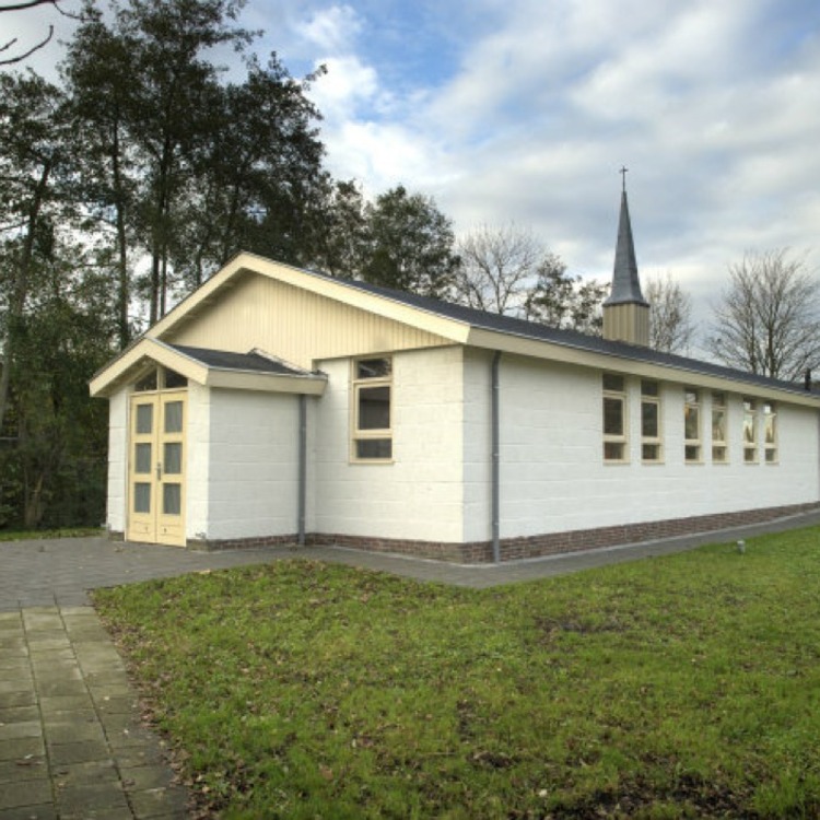 Het restaureren en bouwkundig versterken  Van de Molukse kerk Eben-Haëzer in Appingedam.